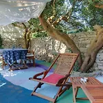Mali Losinj: Poolside Retreat With Whirlpool And Terrace Mali Losinj