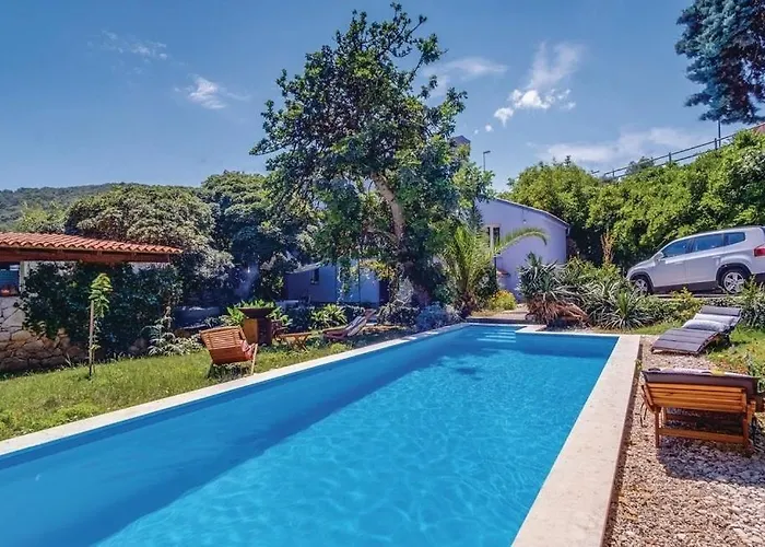 Mali Losinj: Poolside Retreat With Whirlpool And Terrace