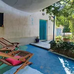 In With Pool, Whirpool, Terrace, Air Conditioning, Wi-fi, Washing Machine 4780-1 Дом отдыха *
